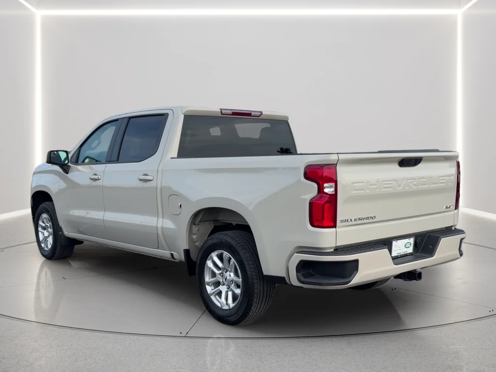 Used 2026 White Chevrolet RST image 7