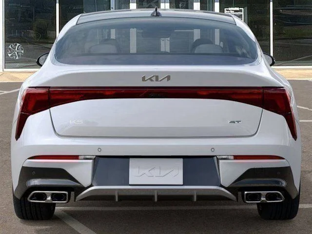 2026 Kia K5 GT - Photo 13