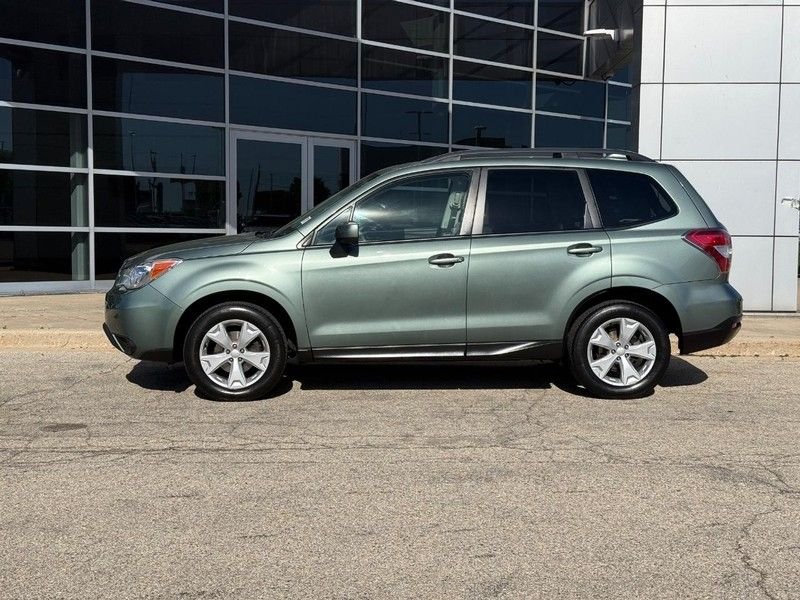 2016 Subaru Forester i Premium - Photo 6