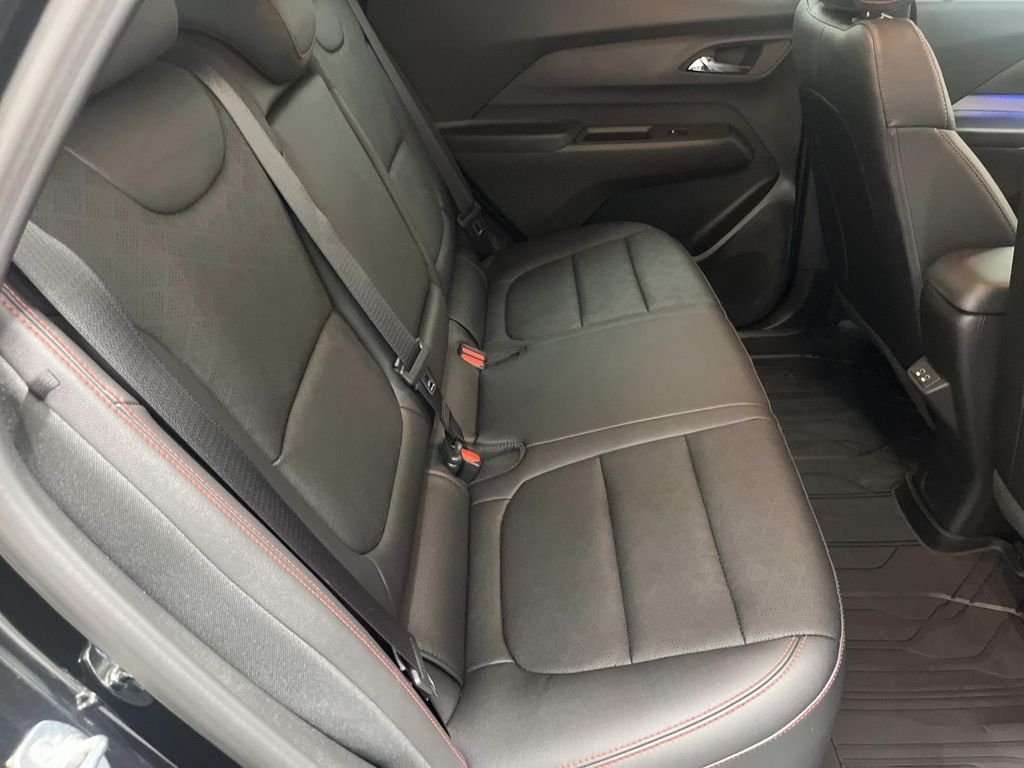 2027 Chevrolet Bolt RS - Photo 27