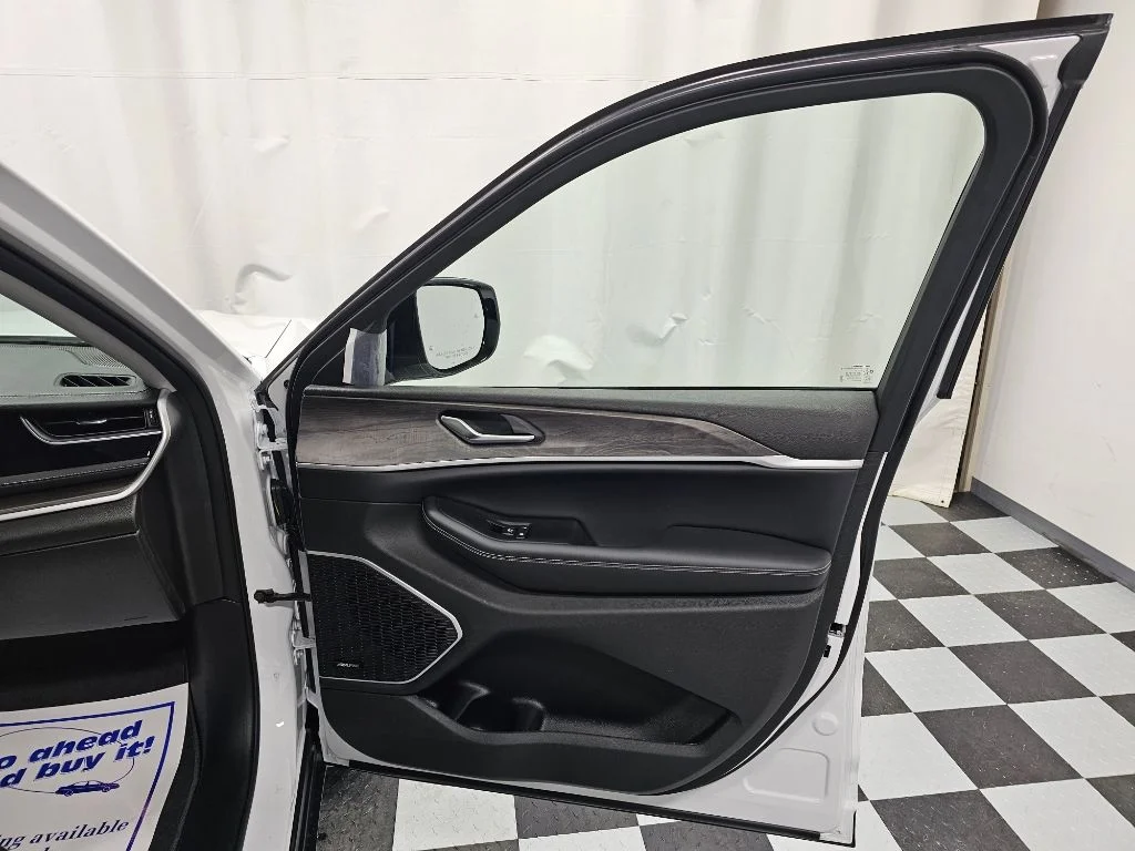 2023 Jeep Grand Cherokee 4xe - Photo 10