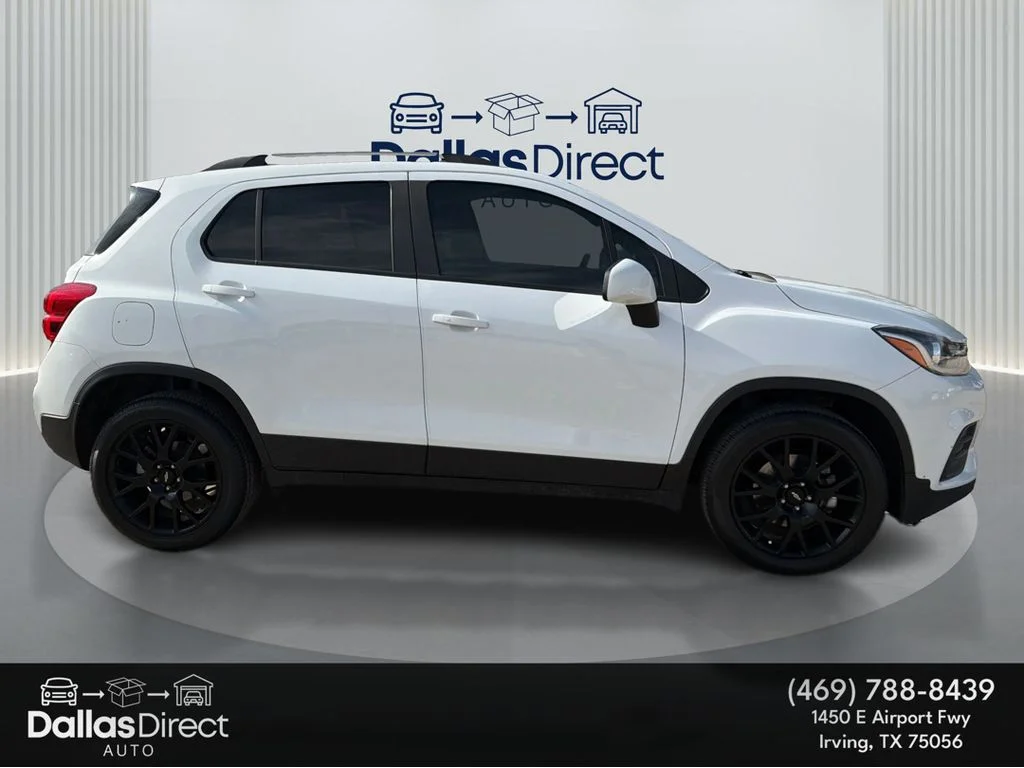 Used 2022 Summit White Chevrolet LT image 5
