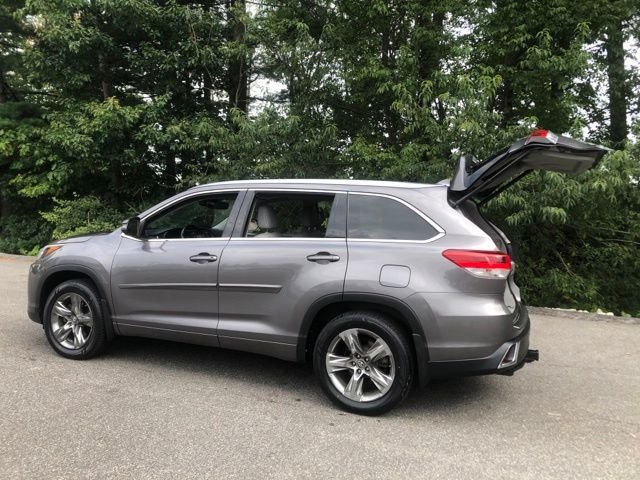 Used 2017 Predawn Gray Mica Toyota Limited Platinum image 10