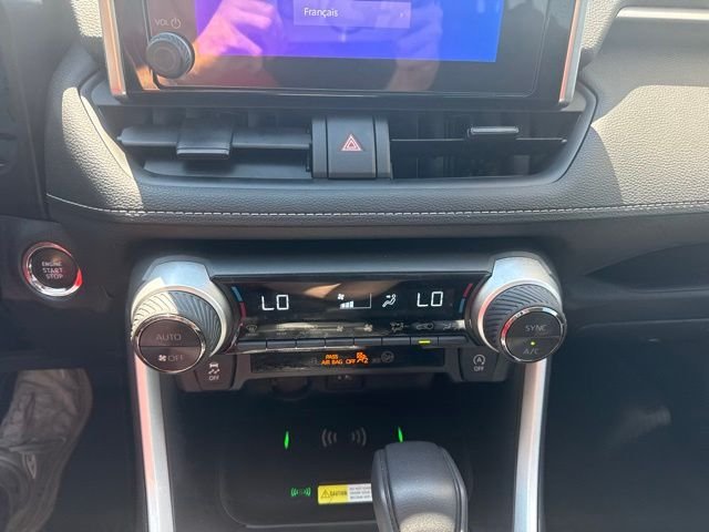Used 2024  Toyota XLE image 34