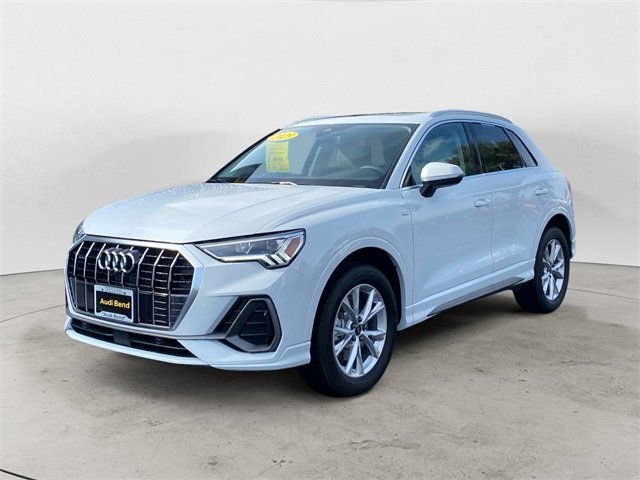 2025 Audi Q3 S line Premium Plus photo 3