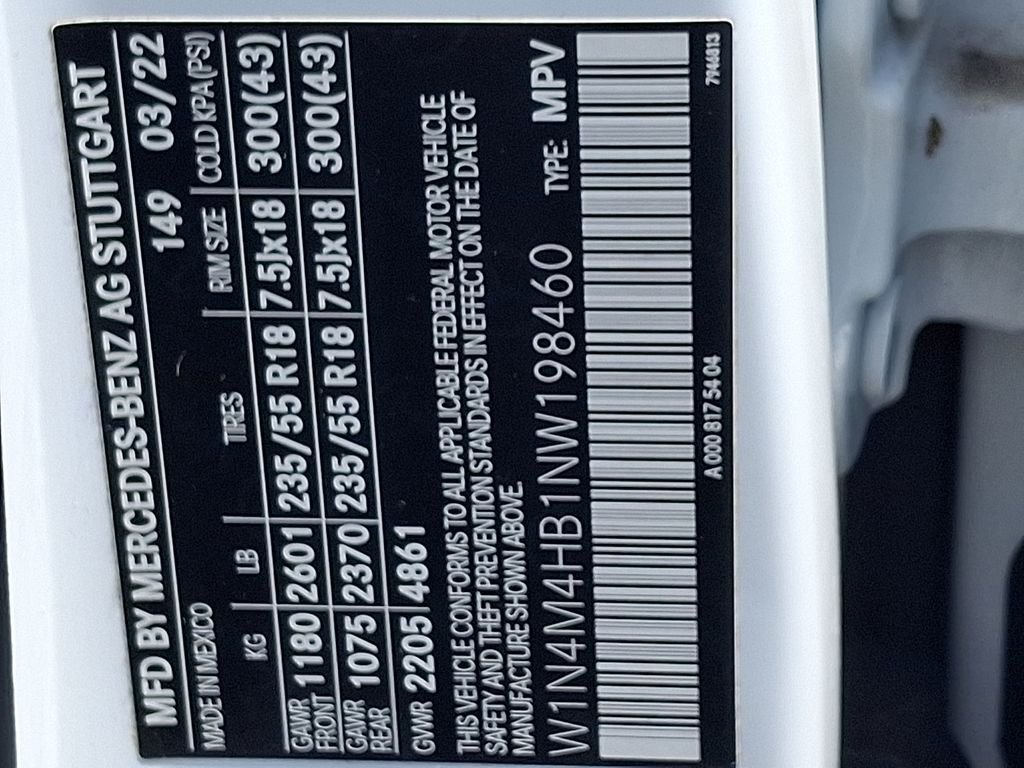 Certified Used 2022  Mercedes-Benz GLB 250 image 26