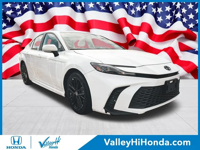 2025 Toyota Camry SE