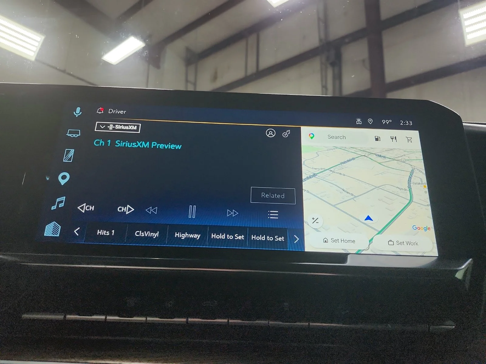 Used 2025 White Chevrolet LT image 26