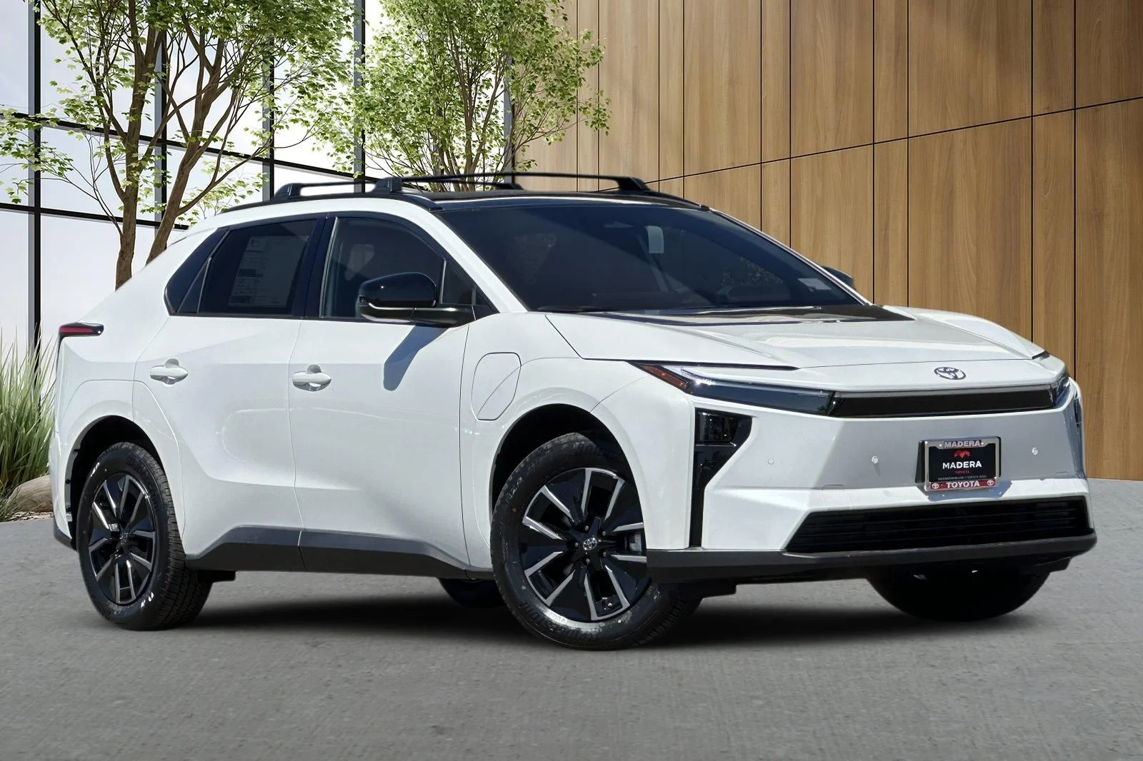 New 2026  Toyota XLE Plus image 2