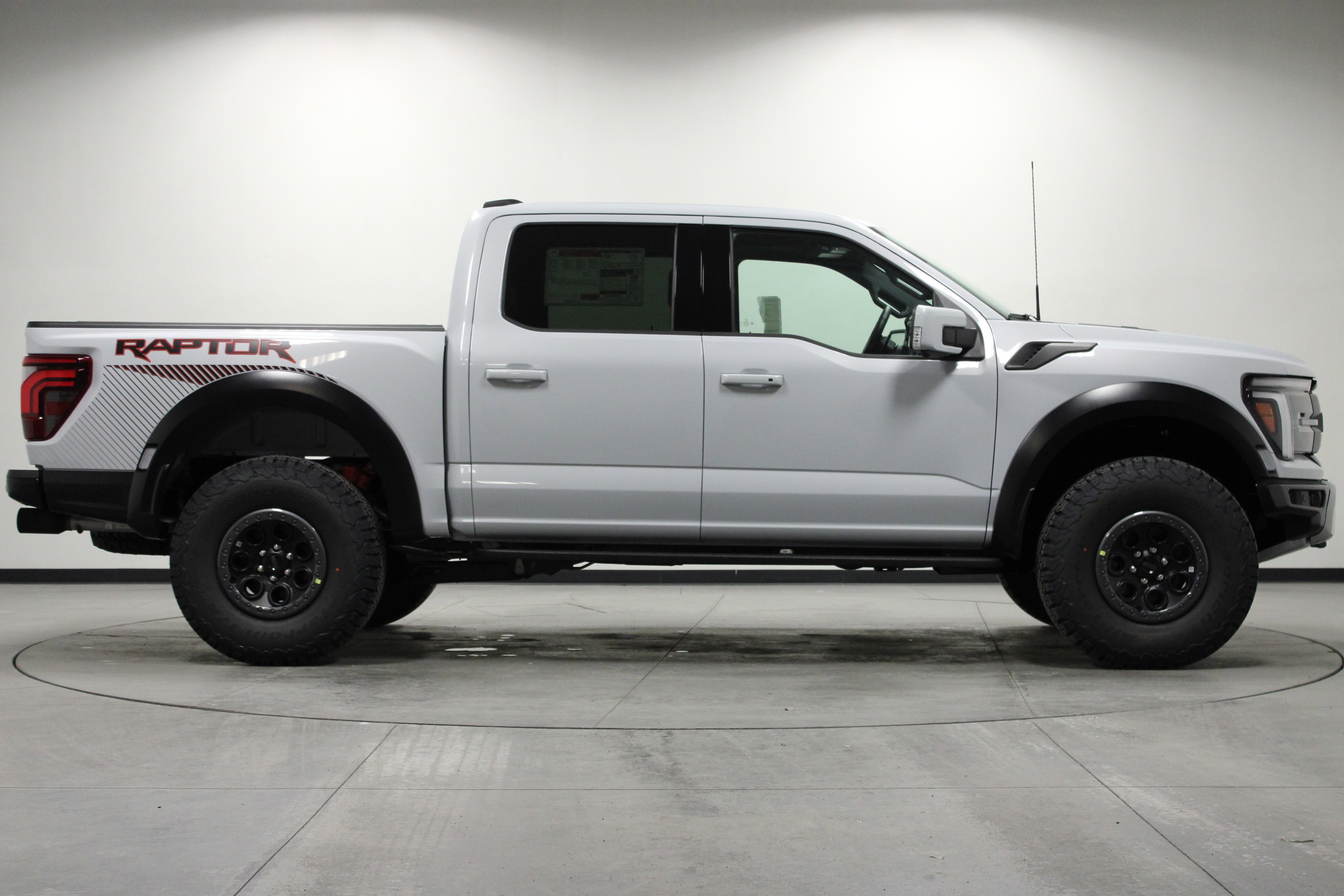 New 2025 Space White Metallic Ford Raptor image 3