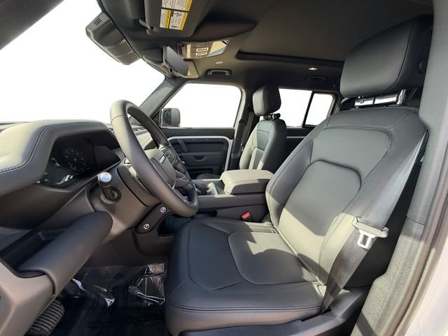 New 2026 Fuji White Land Rover S image 10