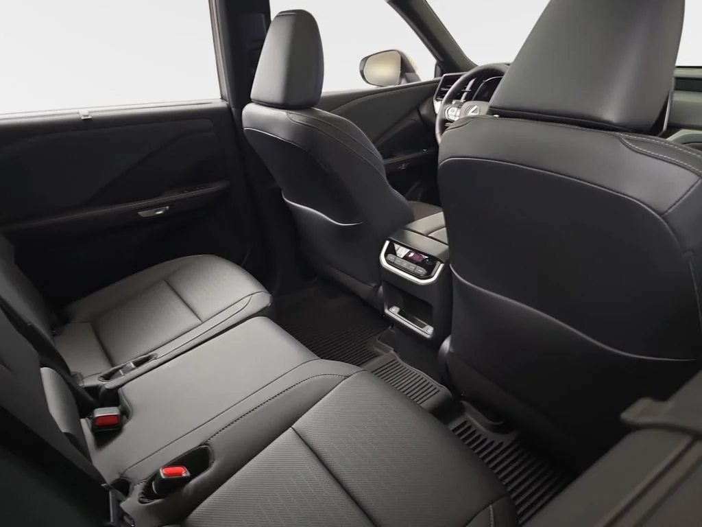 New 2026 Wind Chill Pearl Lexus PREMIUM AWD image 11