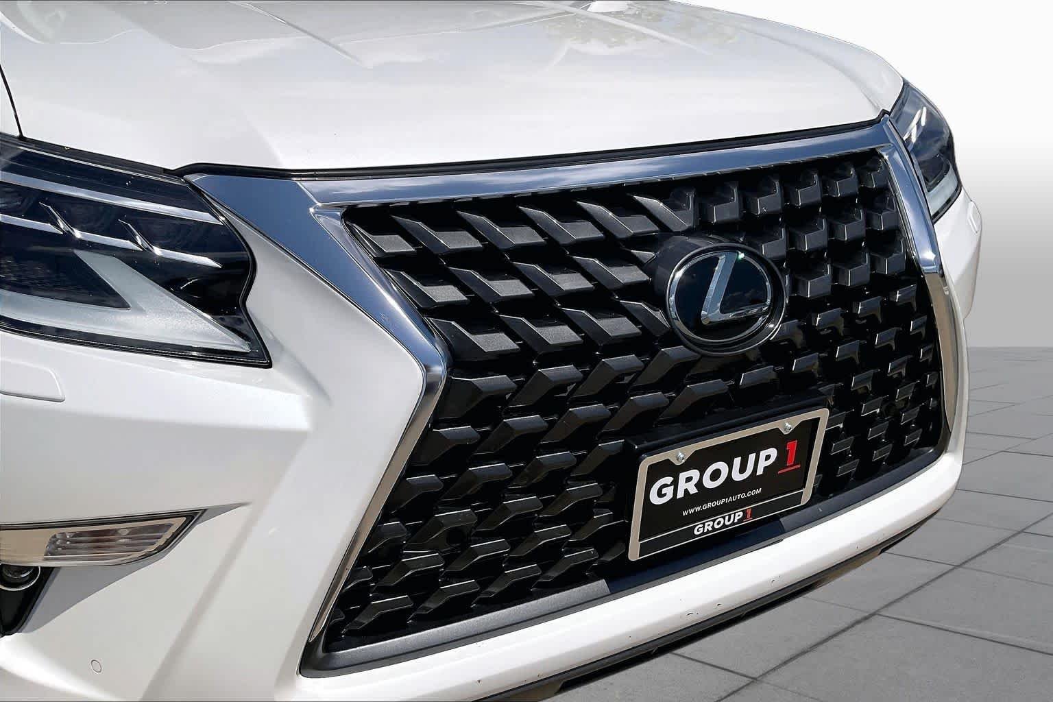 Used 2021 Starfire Pearl Lexus Premium image 27