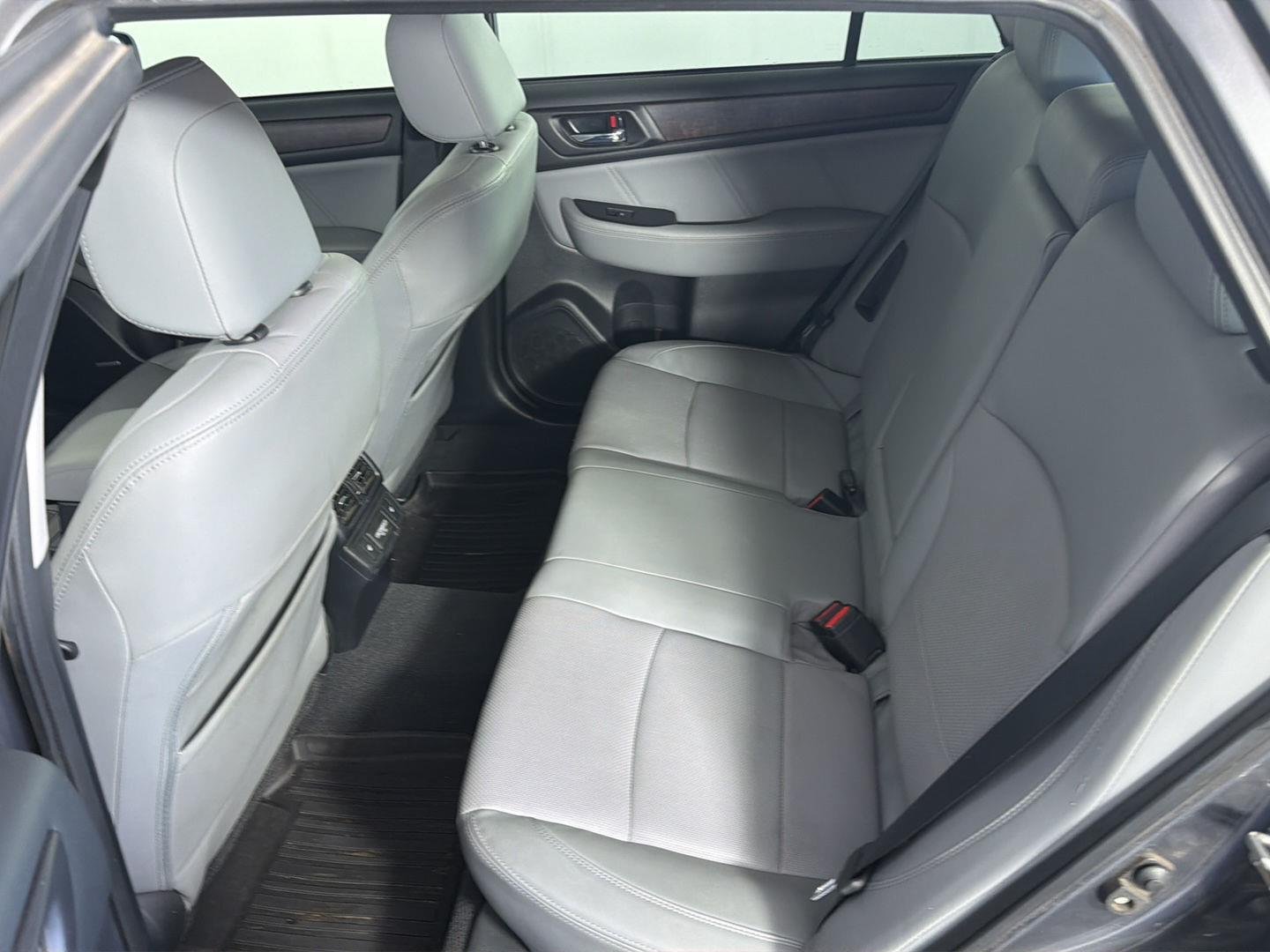 Used 2018 Magnetite Gray Metallic Subaru Limited image 13