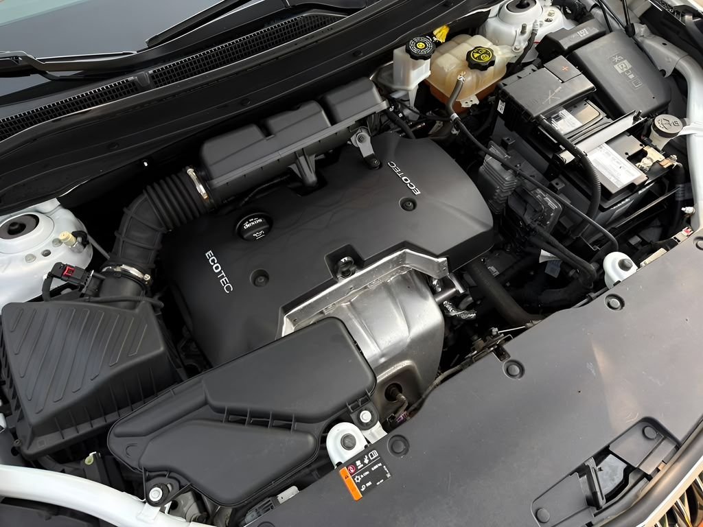 Used 2017 White Buick Essence image 23