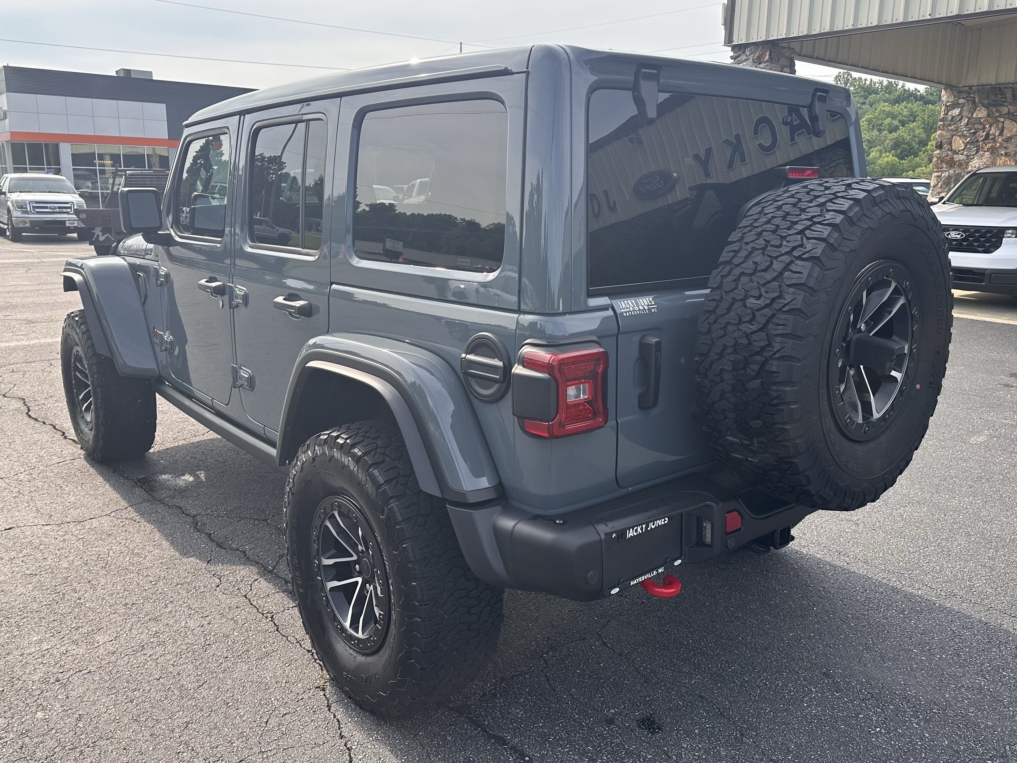 Certified Used 2024 Anvil Clearcoat Jeep Rubicon X image 8