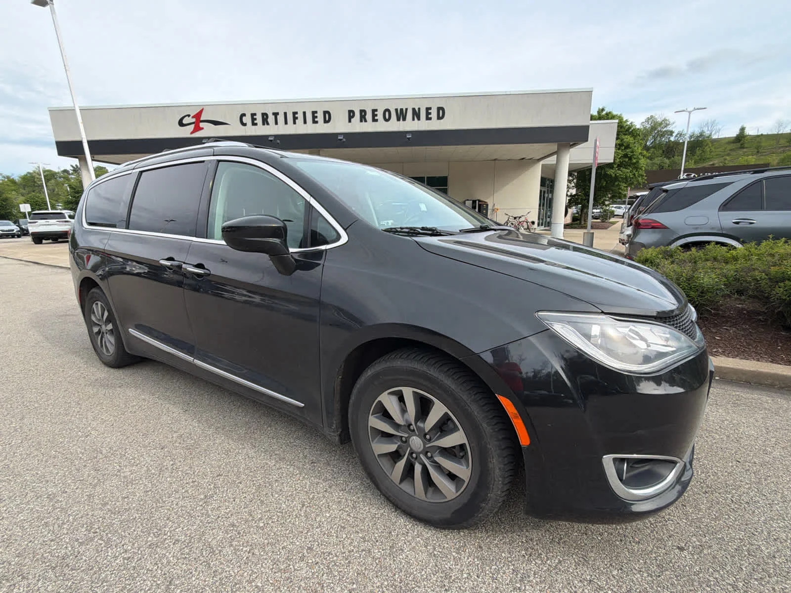 2020 Chrysler Pacifica 2020 Chrysler Pacifica Touring L Plus Mini-van, Passenger