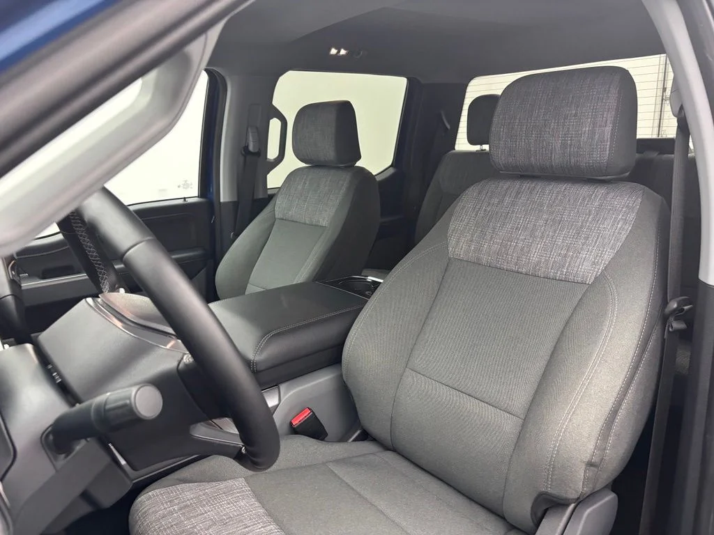 Used 2023 Blue Ford XLT image 23