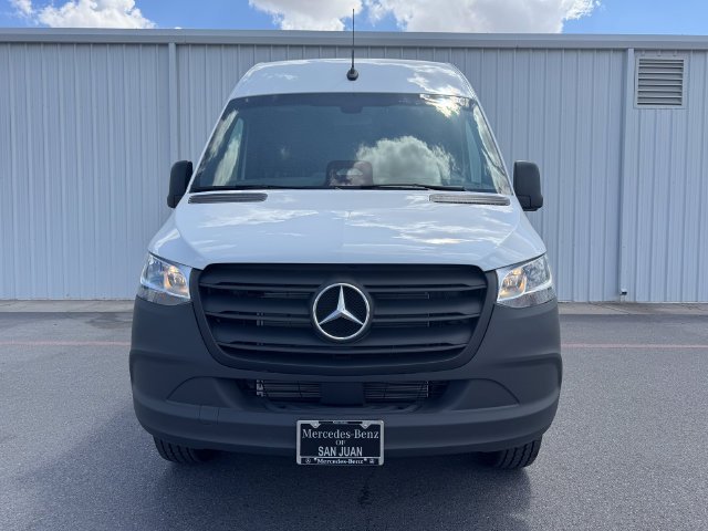 New 2026 Arctic White Mercedes-Benz Crew 170 WB image 55