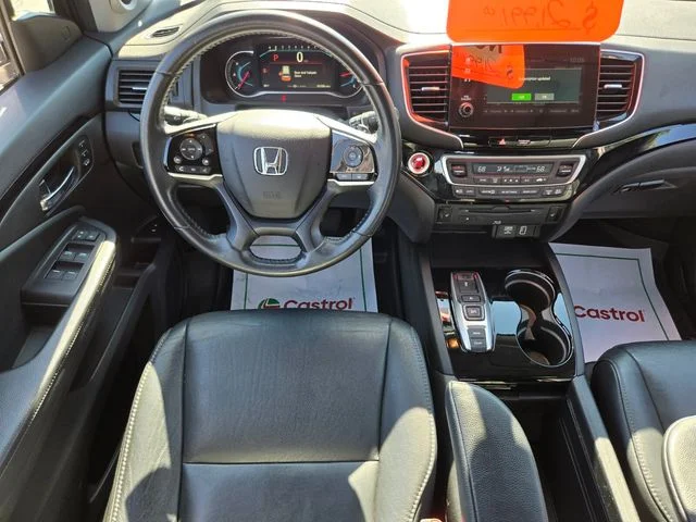 Used 2019 White Honda Touring image 15