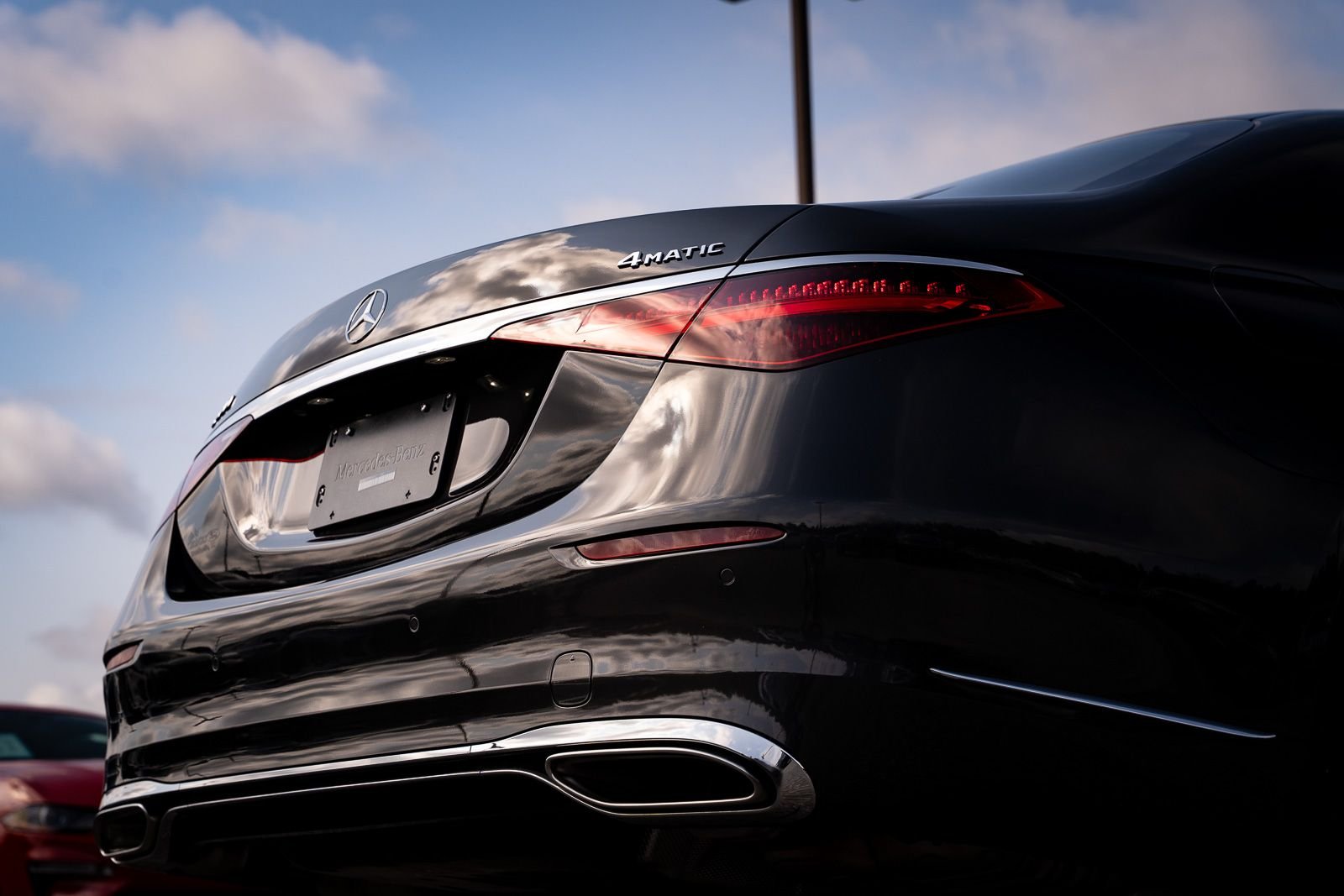Used 2024  Mercedes-Benz S 580 image 21