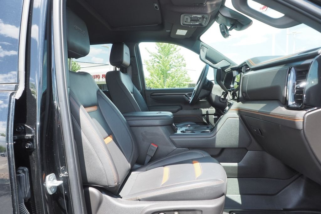 Used 2025 Black GMC AT4 image 21