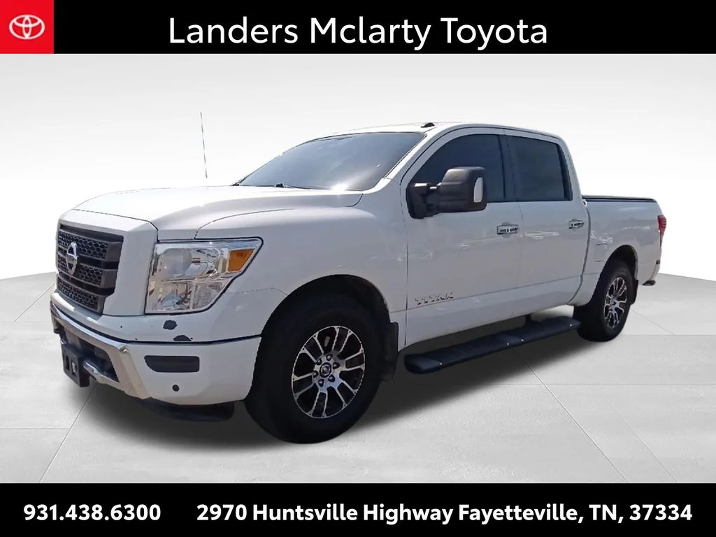Used 2021 White Nissan SV image 7