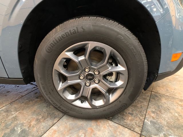 New 2026 Azure Gray Metallic Tri-Coat Ford XLT image 9