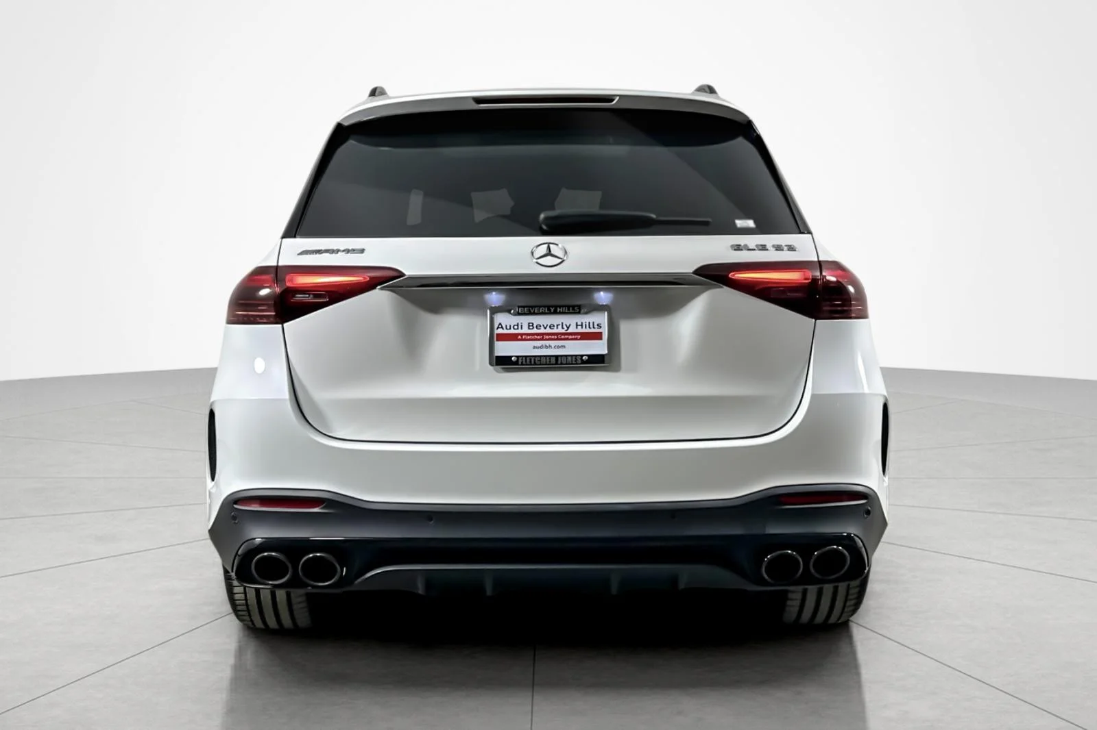Used 2025 MOONLIGHT WHITE Mercedes-Benz AMG® GLE 53 4MATIC+ SUV image 4