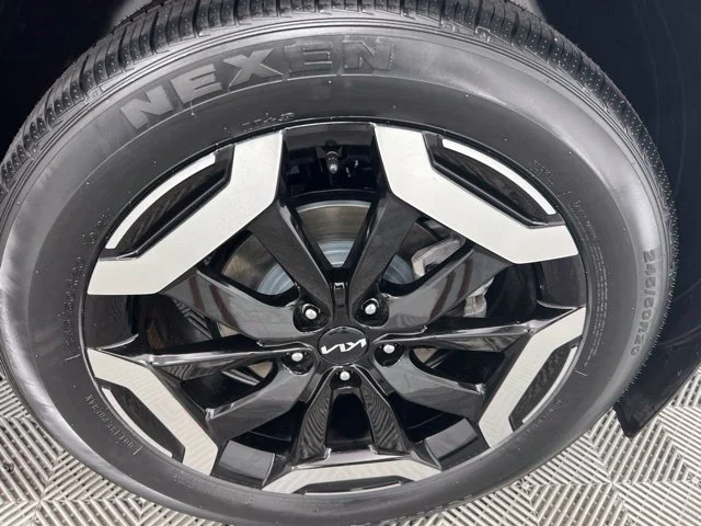Used 2024 Black Kia EX image 10