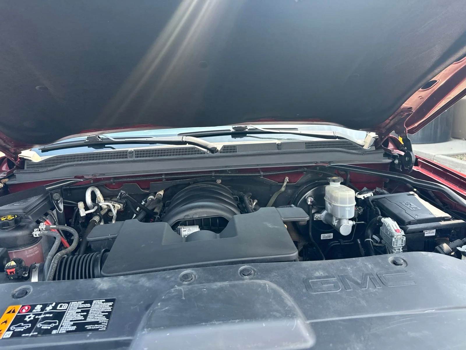 Used 2018 Red GMC SLT image 49