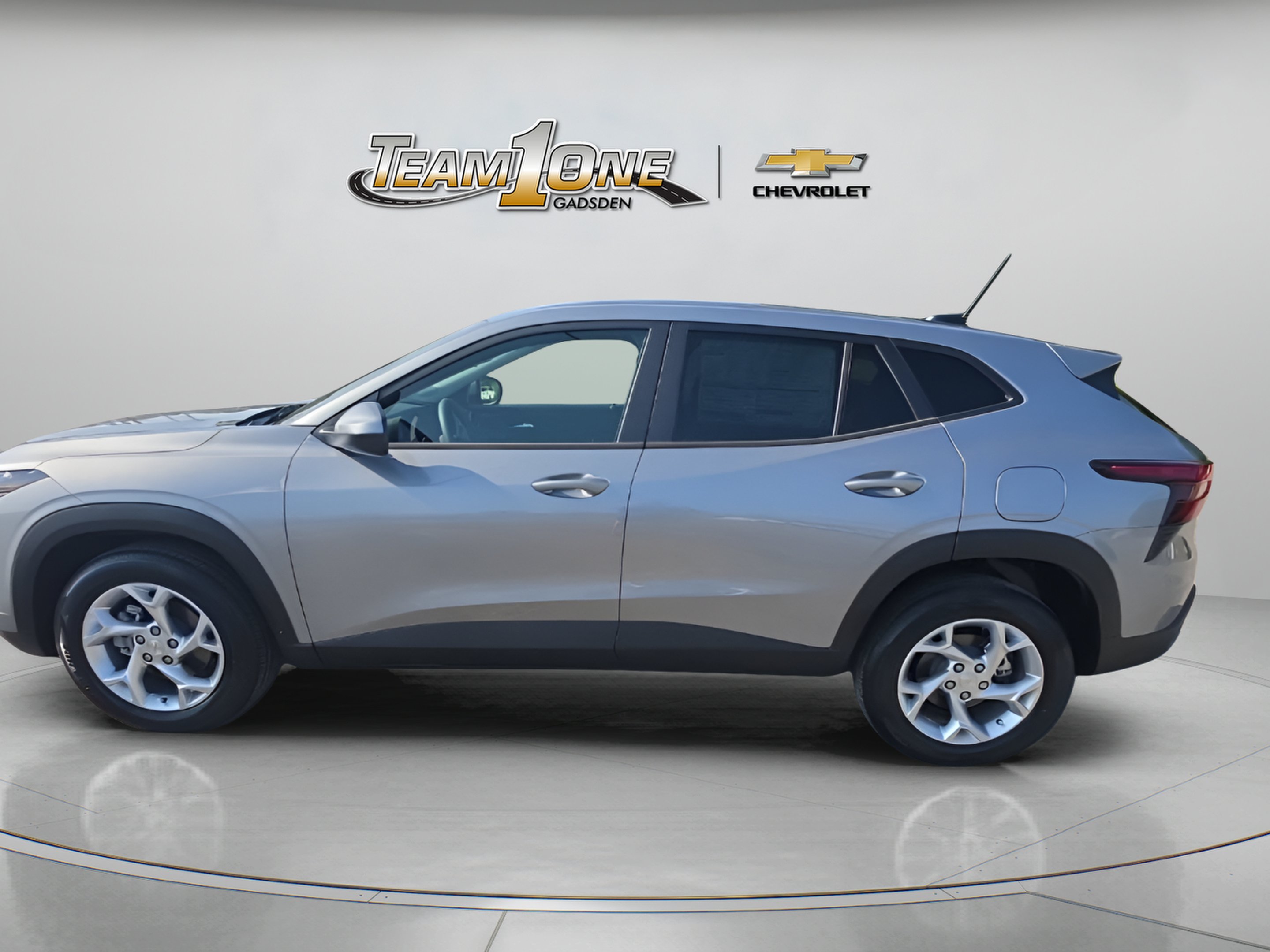 2026 Chevrolet Trax LS - Photo 4