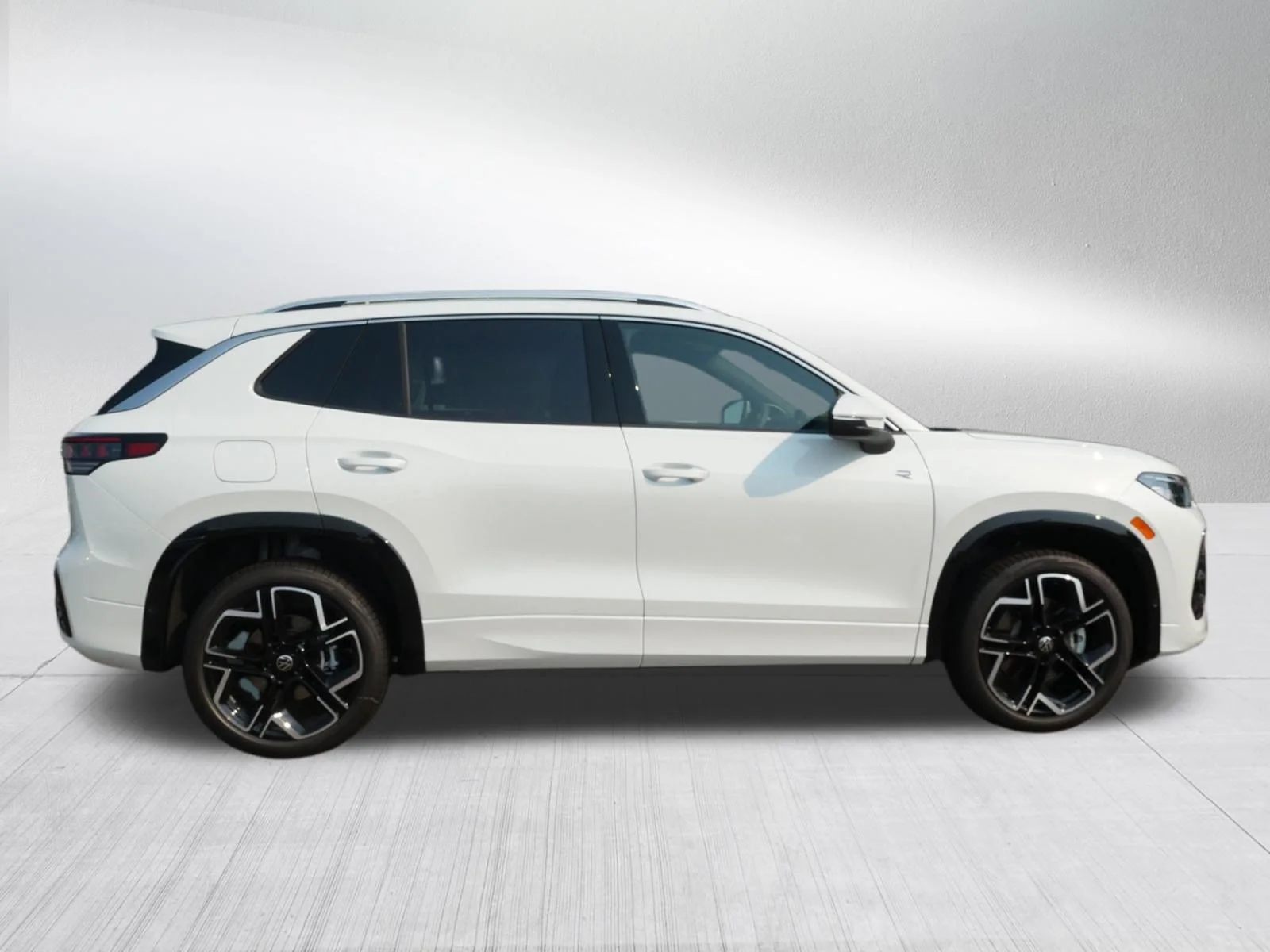 New 2026 Opal White Pearl Volkswagen SEL R-Line Turbo image 2