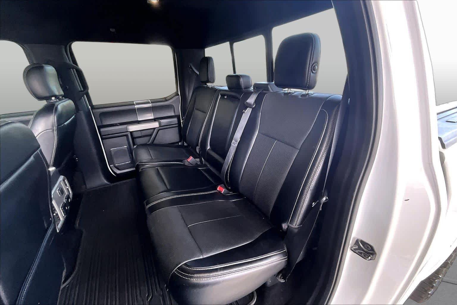 Used 2018 Oxford White Ford LARIAT image 20
