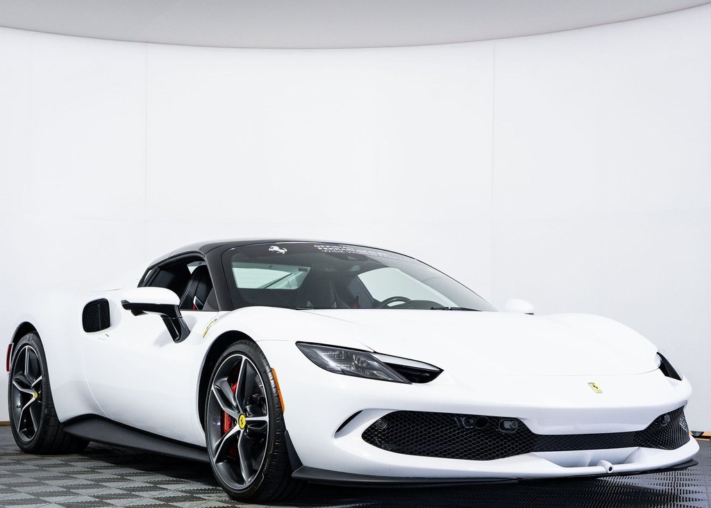 2025 Ferrari 296 GTS photo 4