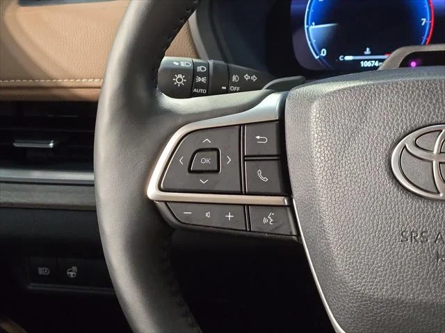 Certified Used 2026 PRECIOUS METAL Toyota  image 28