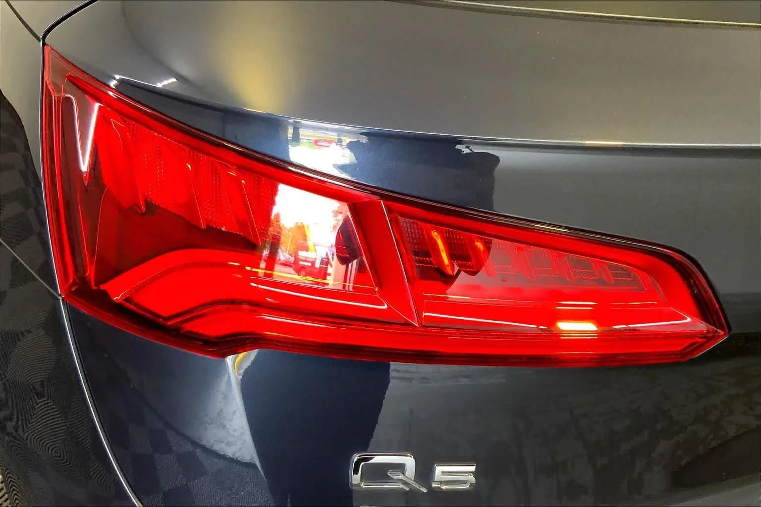 Used 2020 Moonlight Blue Metallic Audi Premium Plus image 28
