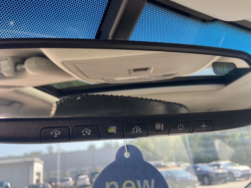 Used 2015 Gray Lexus 350 image 33