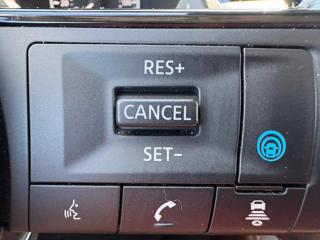 Certified Used 2025 White Nissan SL image 38