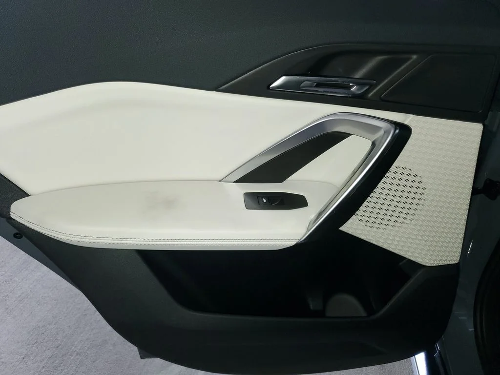 New 2027 Storm Bay Metallic BMW xDrive28i image 9