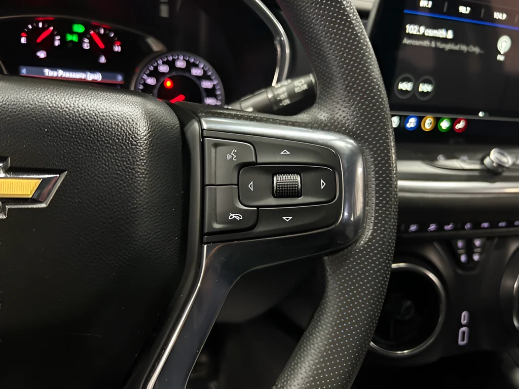 Used 2023 Black Chevrolet LT image 13