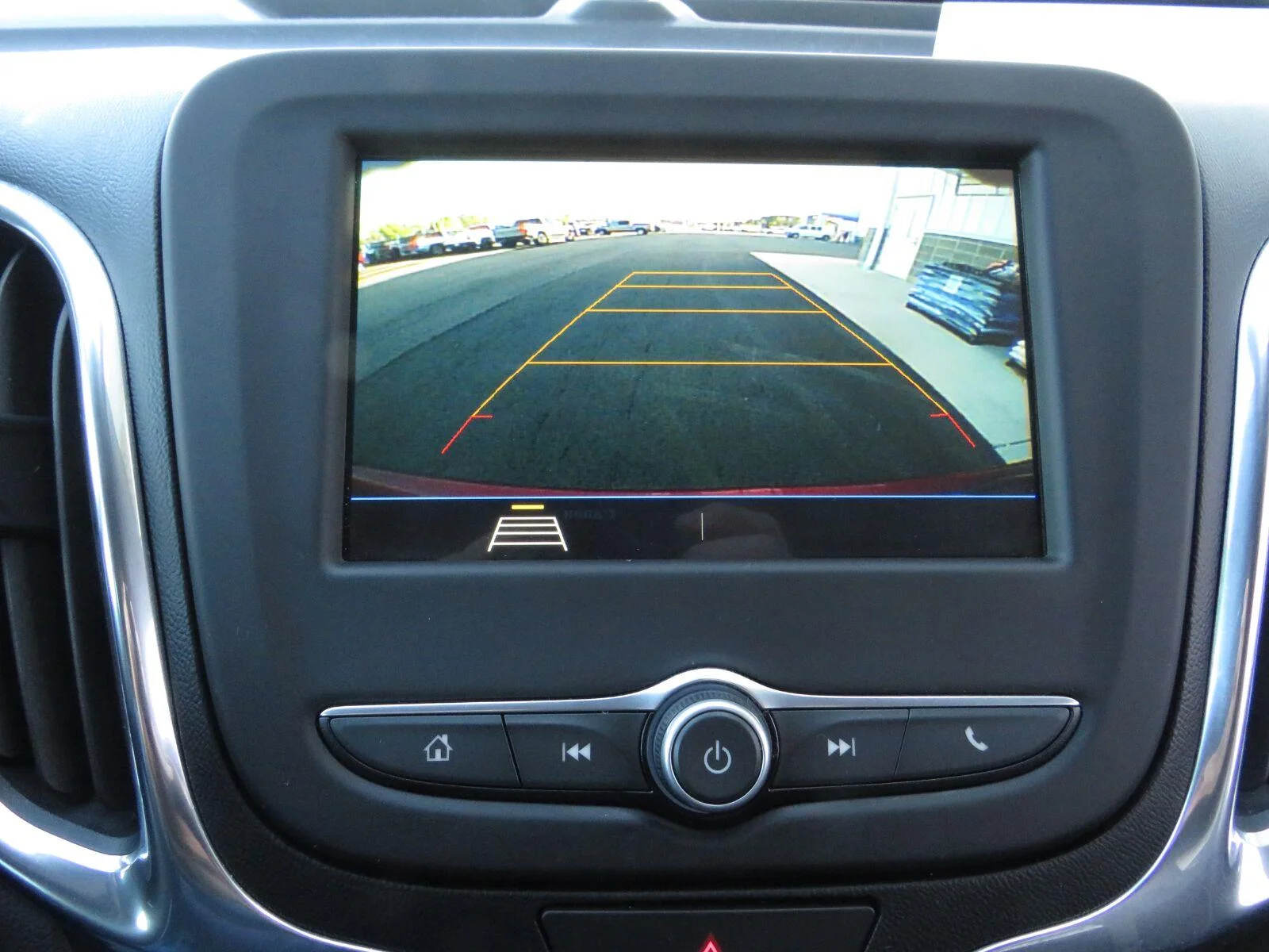 Used 2019 CAJUN RED TINTCOAT Chevrolet LT image 29