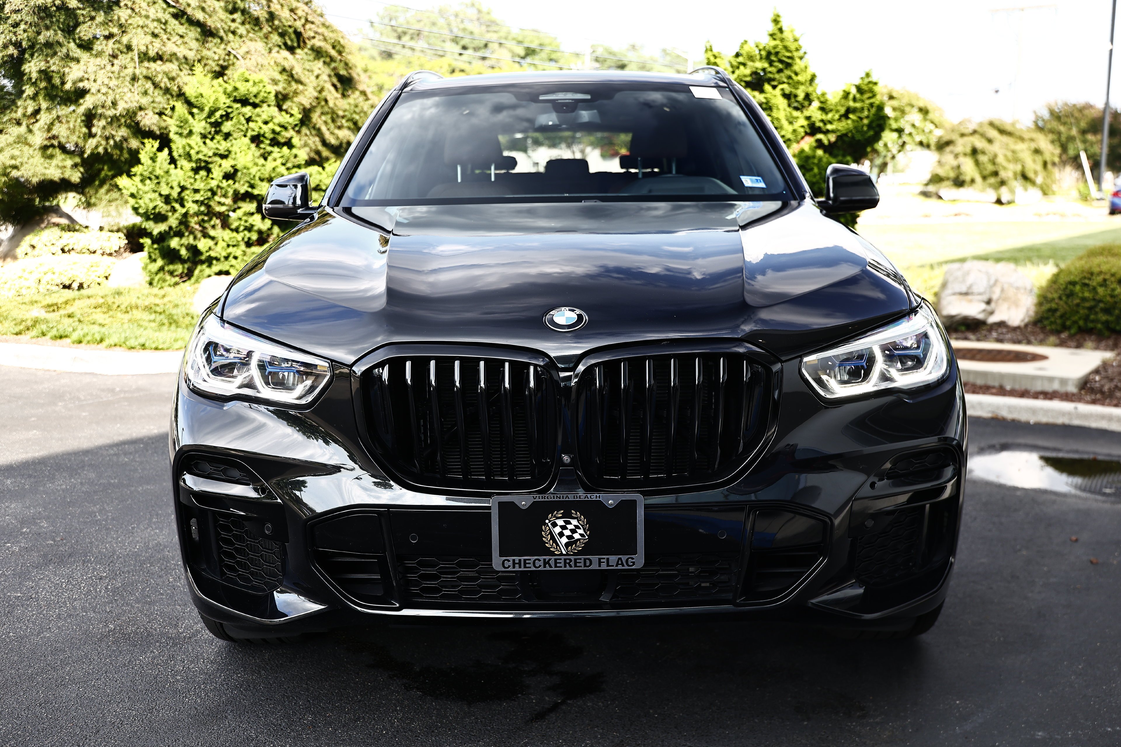 Used 2023 Black Sapphire Metallic BMW M50i image 16