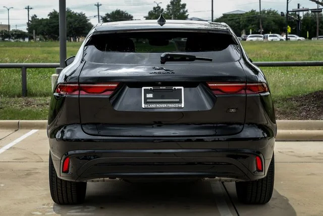 2026 Jaguar F-Pace R-Dynamic S - Photo 11