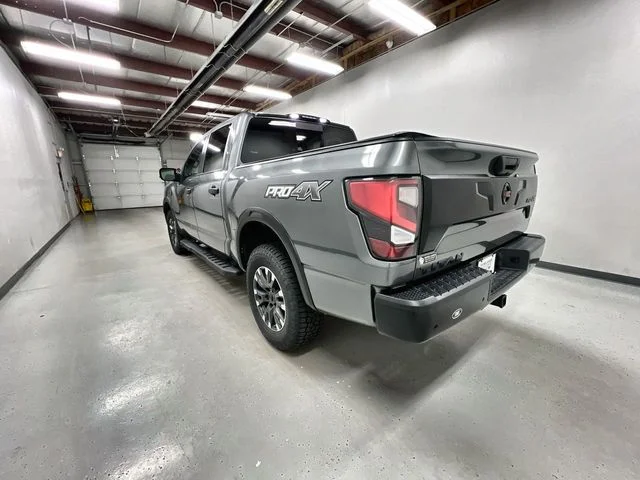 2021 Nissan Titan PRO-4X - Photo 6