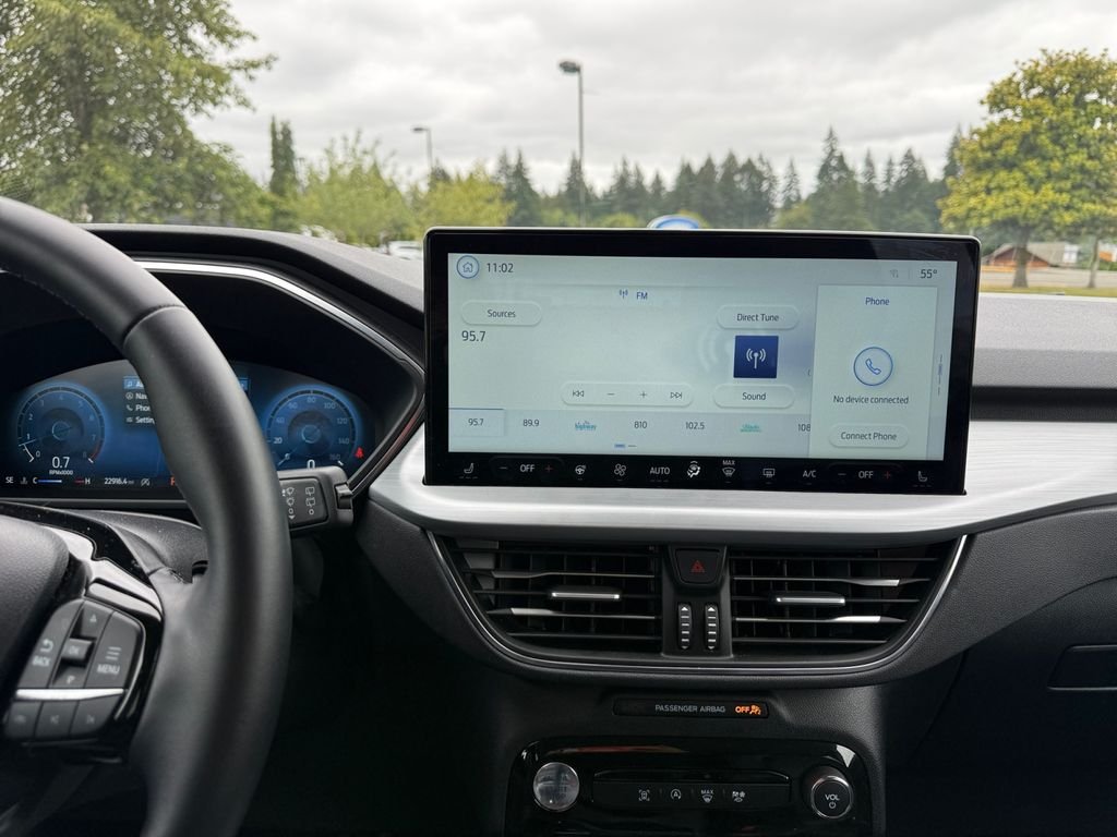Used 2025 Gray Ford Platinum image 15