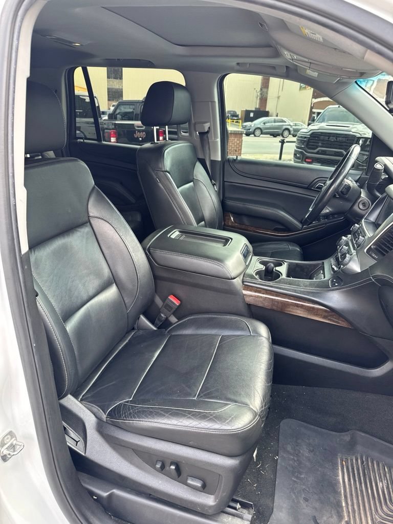 Used 2018 SUMMIT WHITE Chevrolet LT image 32
