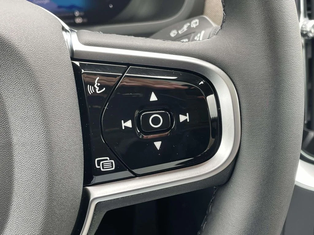 New 2026 Crystal White Pearl Volvo Plus image 11