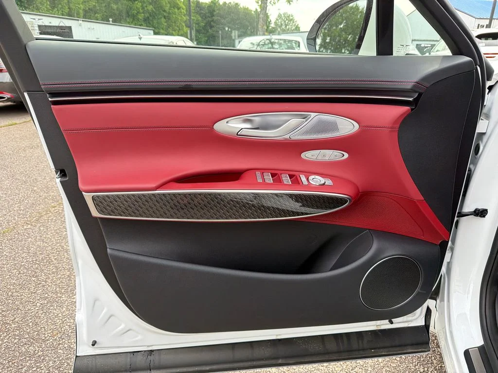 2026 GENESIS GV70 Sport Prestige - Photo 10