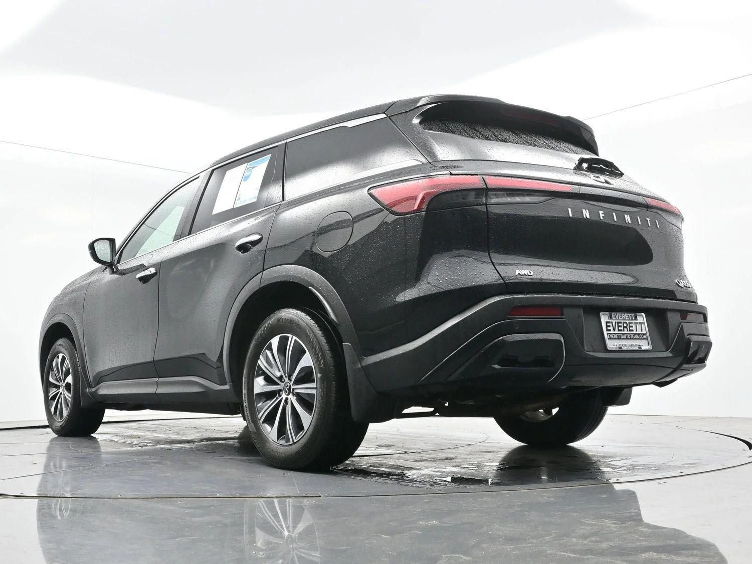 Used 2023 Black INFINITI PURE image 52